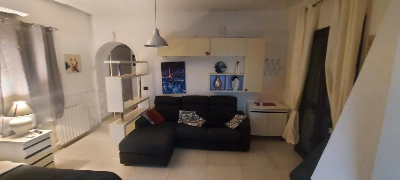 Appartamento Suite Deluxe Climatiz Cucina Giardino Wifi Smart Tv Amazon Prime Video Inclusi Aci Bonaccorsi Dış mekan fotoğraf